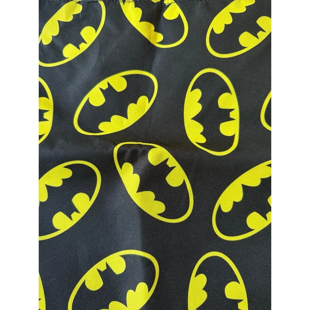 NWOT BATMAN Logo Pattern 17